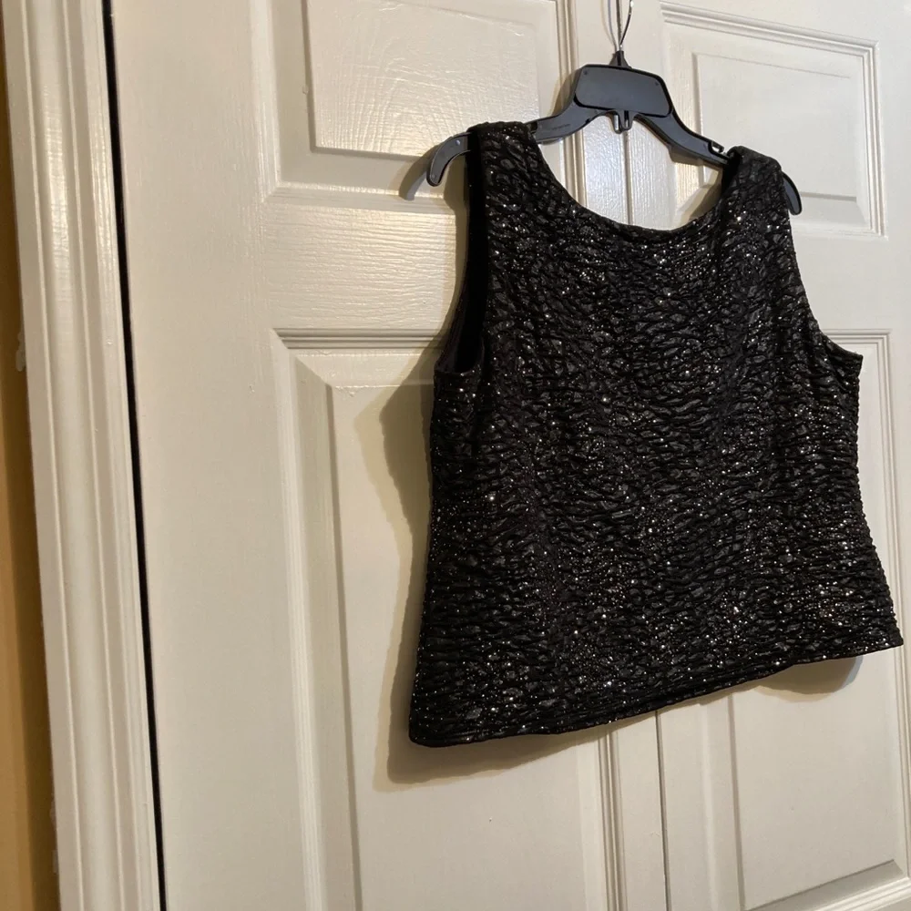 6/27/26 R&M Richards Black Glitter Shimmer Sleeveless Evening Tank Top Size L - Picture 6 of 9